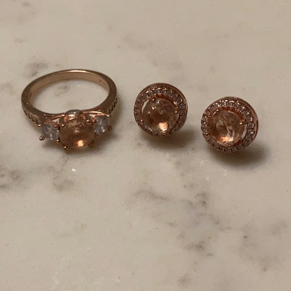 Rose gold ring/ earrings. Ring size 8.